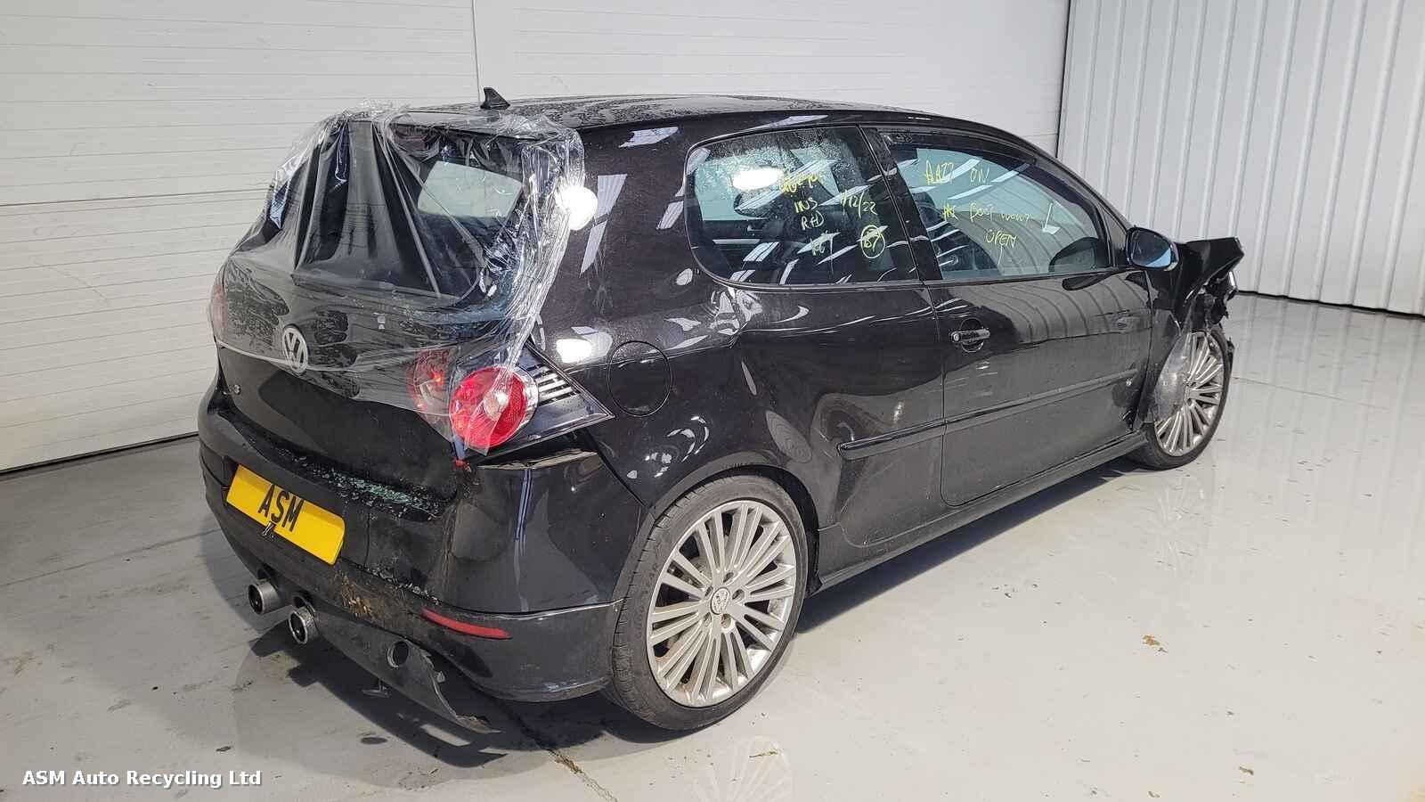 Volkswagen Golf 2005 3 Door Hatchback Breaking View Auto part Volkswagen Golf 2005 3 Door Hatchback Breaking