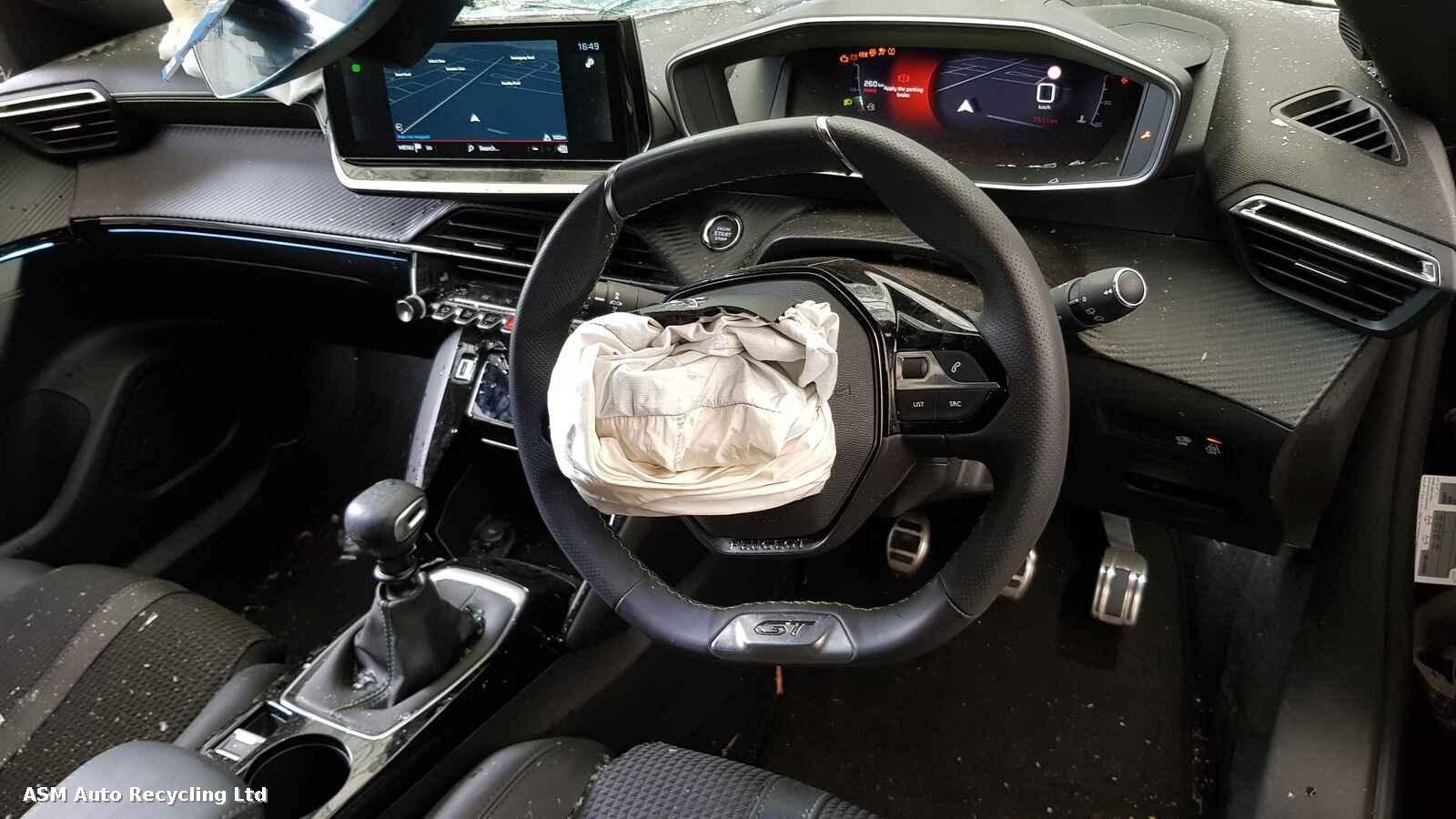 View Auto part Peugeot 2008 2022 5 Door Hatchback Breaking