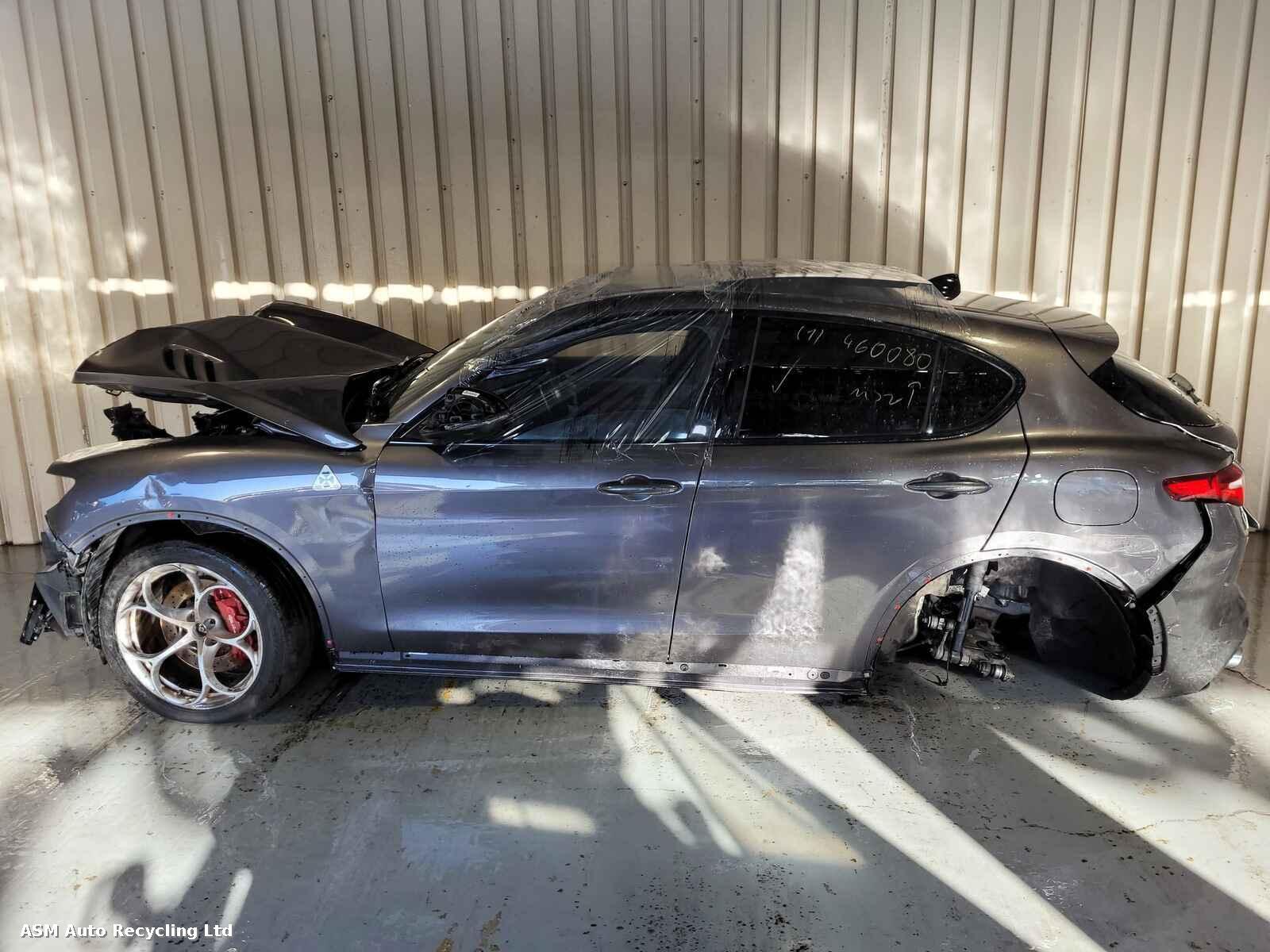 Alfa Romeo Stelvio 2020 5 Door Estate Breaking View Auto part Alfa Romeo Stelvio 2020 5 Door Estate Breaking