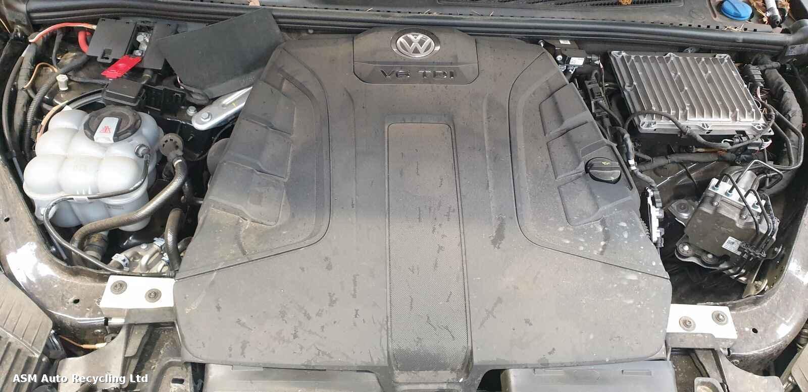 Volkswagen Touareg 2020 5 Door Estate Breaking View Auto part Volkswagen Touareg 2020 5 Door Estate Breaking