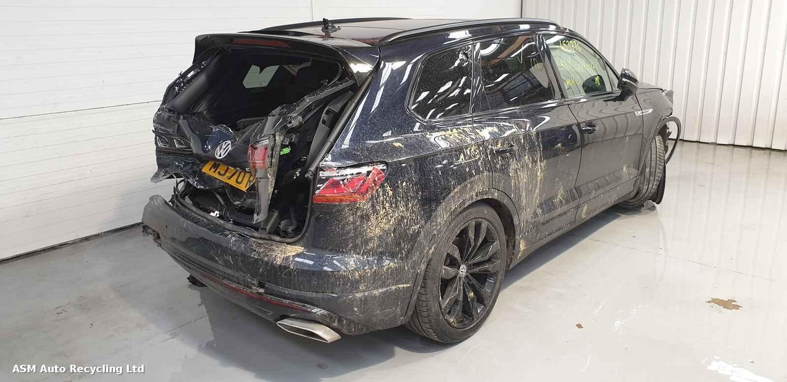Volkswagen Touareg 2020 5 Door Estate Breaking View Auto part Volkswagen Touareg 2020 5 Door Estate Breaking
