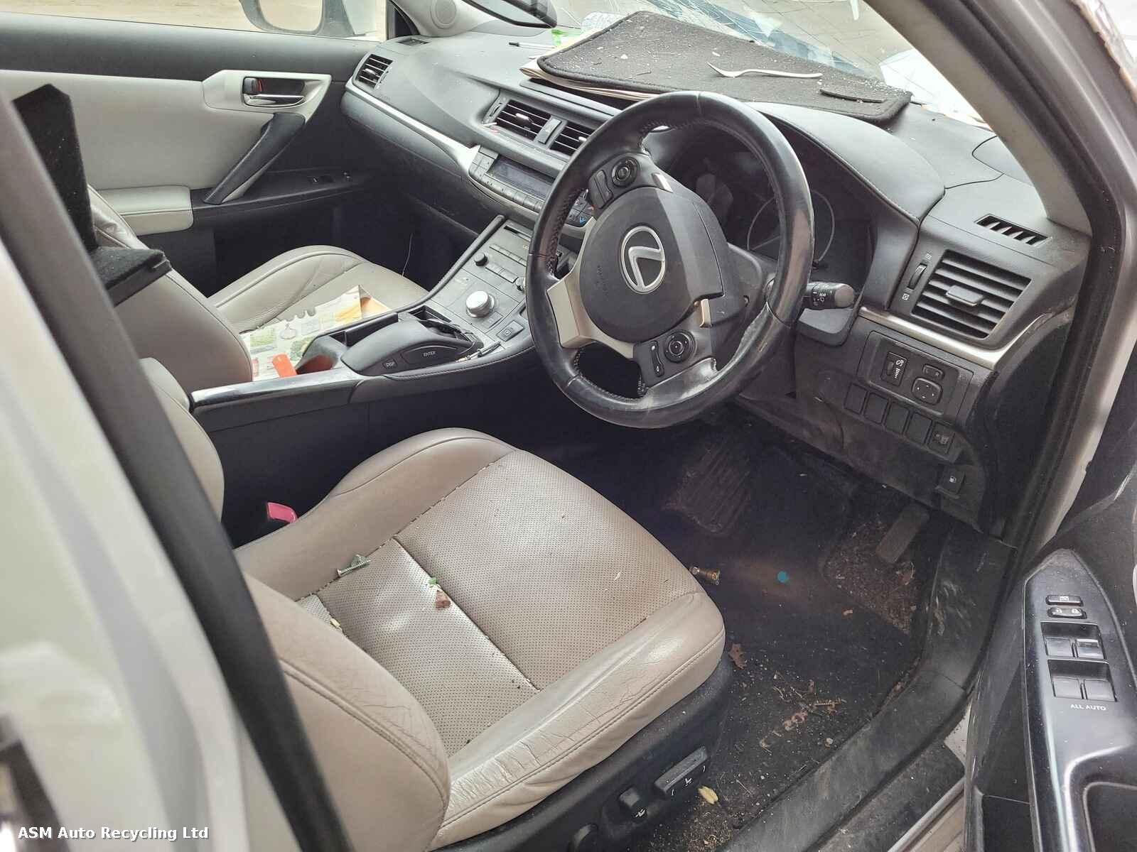 Lexus Ct200 2012 5 Door Hatchback Breaking View Auto part Lexus Ct200 2012 5 Door Hatchback Breaking