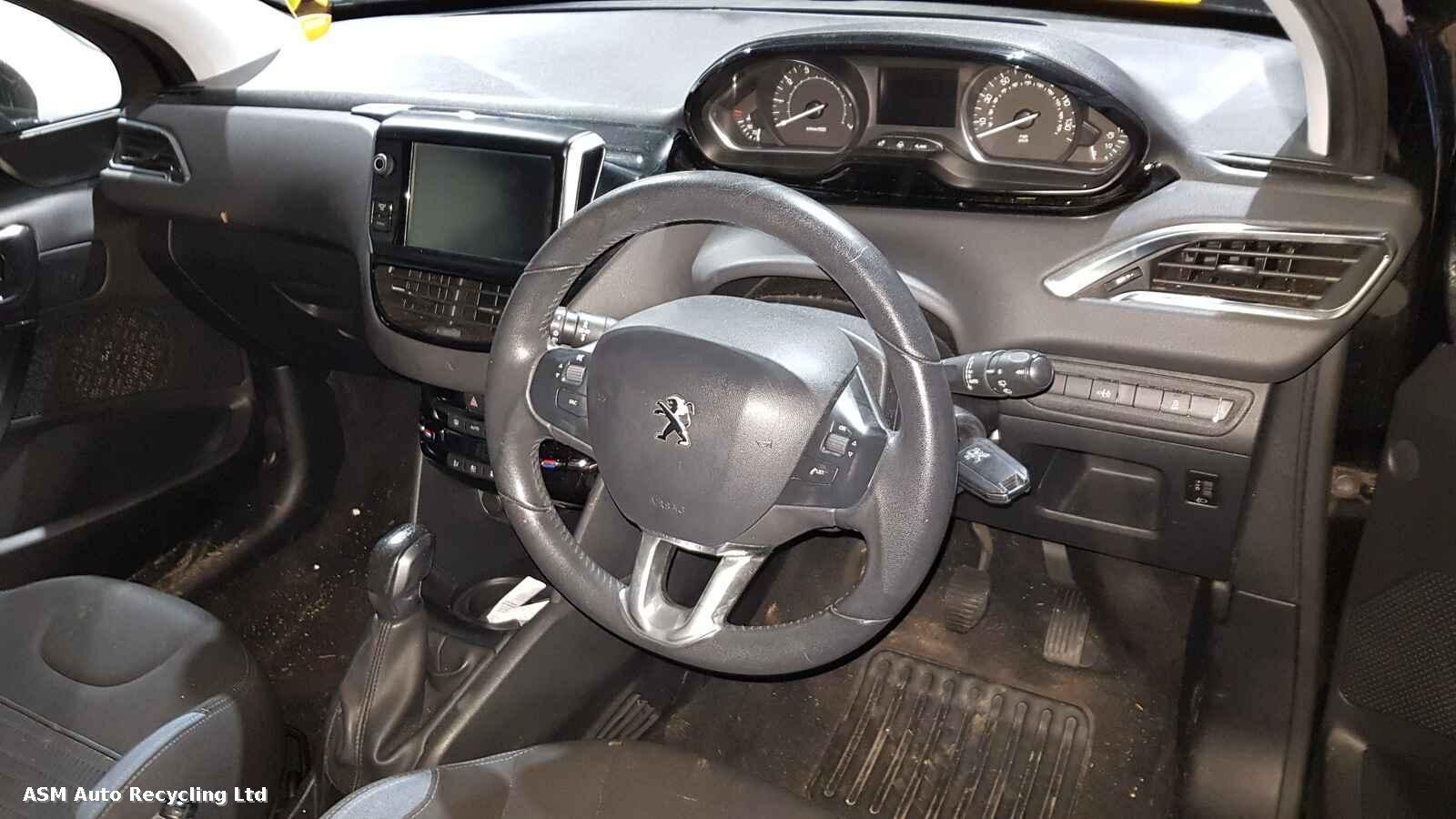 Peugeot 208 2013 5 Door Hatchback Breaking View Auto part Peugeot 208 2013 5 Door Hatchback Breaking