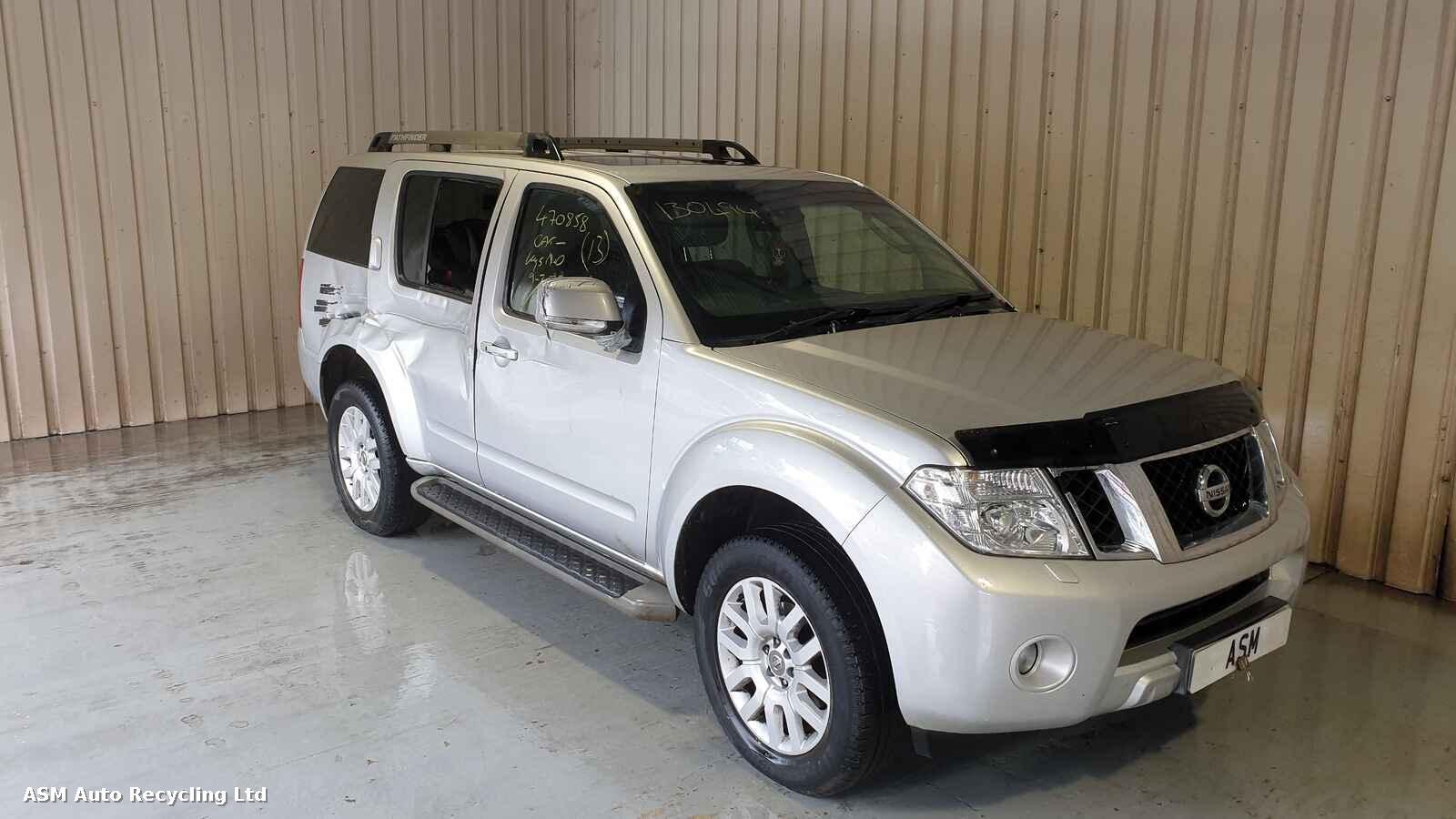 Image for a Nissan Pathfinder 2013 5 Door Estate Breaking