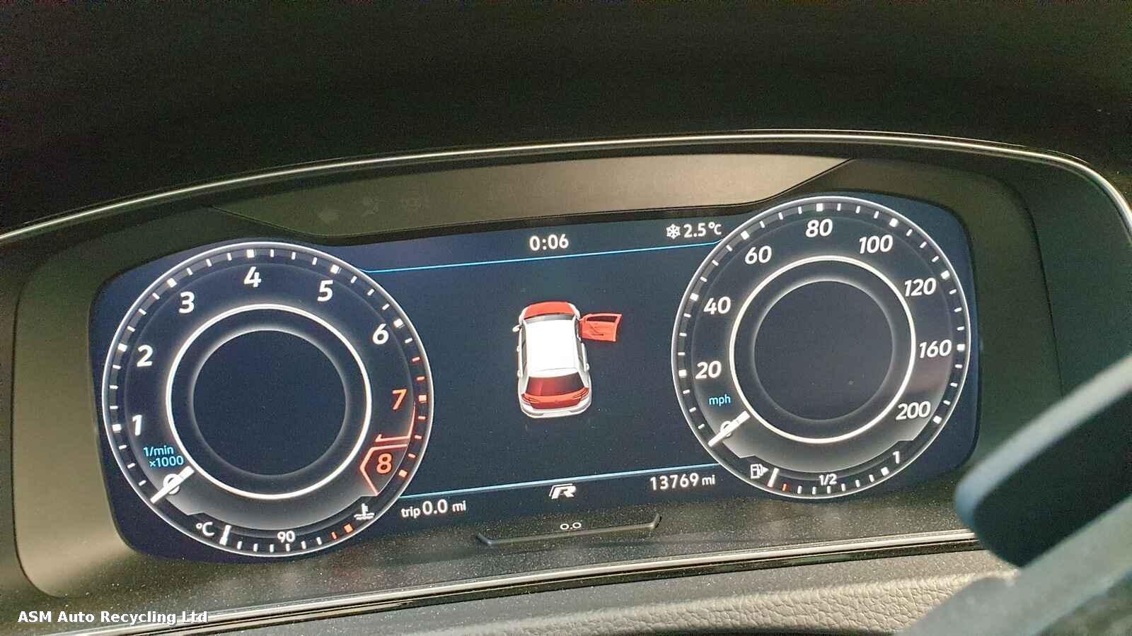 Volkswagen Golf 2019 5 Door Hatchback Breaking View Auto part Volkswagen Golf 2019 5 Door Hatchback Breaking