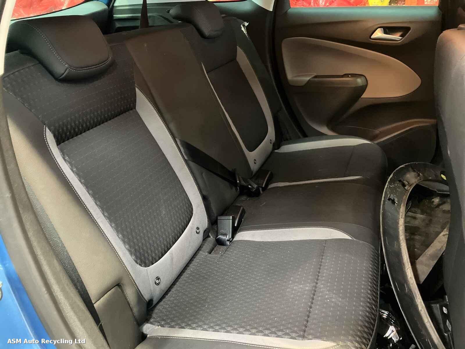 Vauxhall Crossland X 2020 5 Door Hatchback Breaking View Auto part Vauxhall Crossland X 2020 5 Door Hatchback Breaking