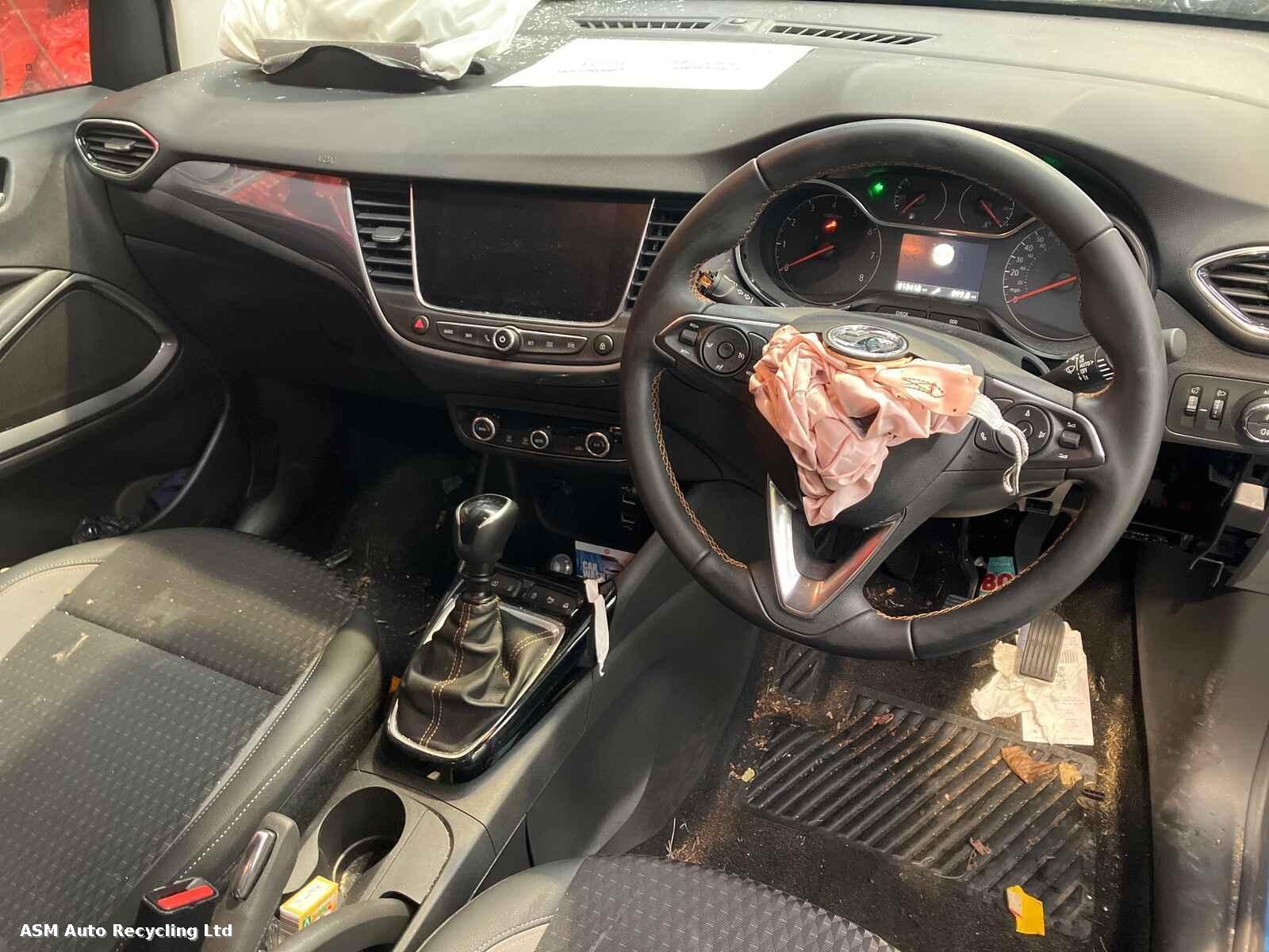 Vauxhall Crossland X 2020 5 Door Hatchback Breaking View Auto part Vauxhall Crossland X 2020 5 Door Hatchback Breaking