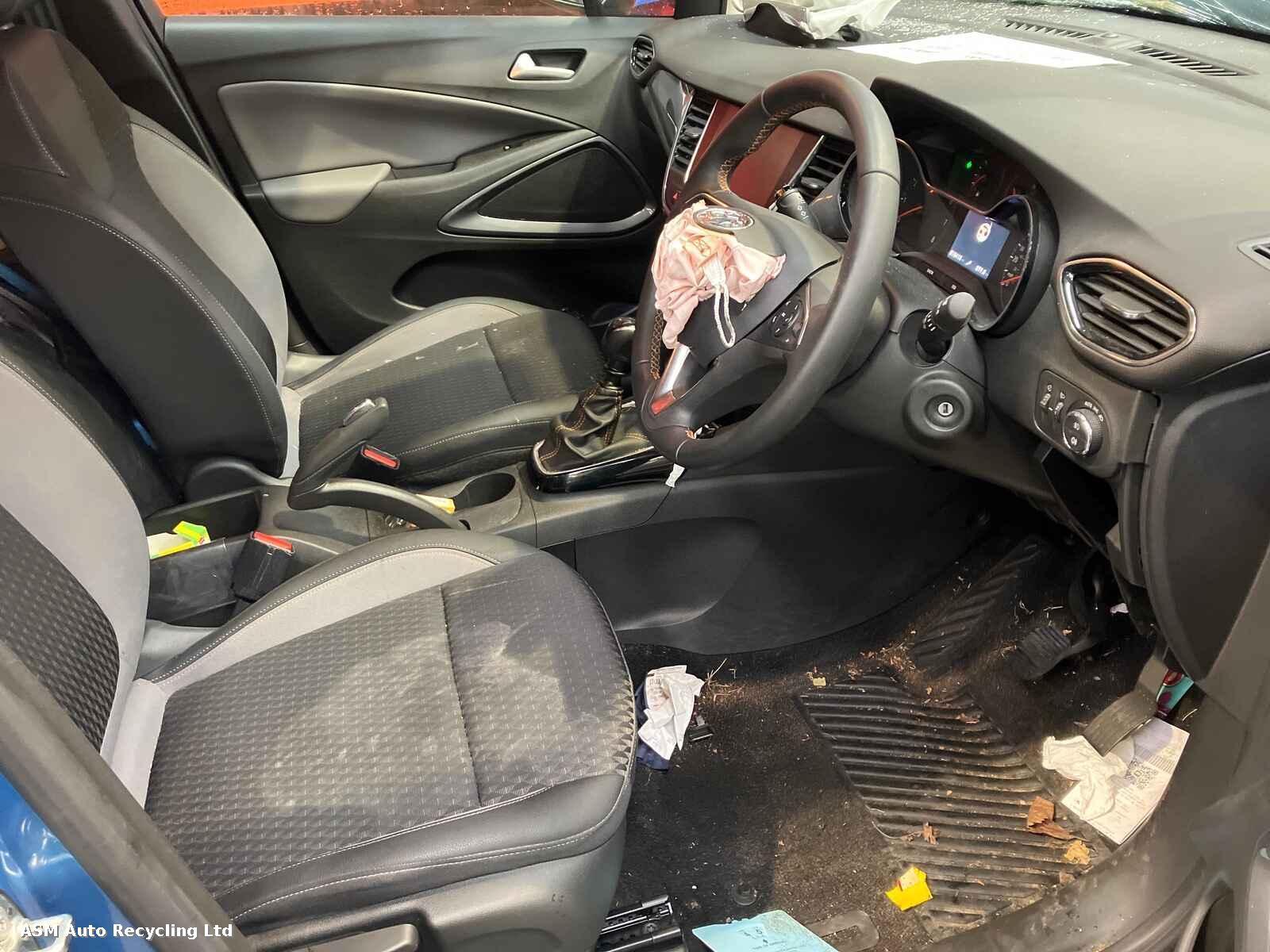 Vauxhall Crossland X 2020 5 Door Hatchback Breaking View Auto part Vauxhall Crossland X 2020 5 Door Hatchback Breaking