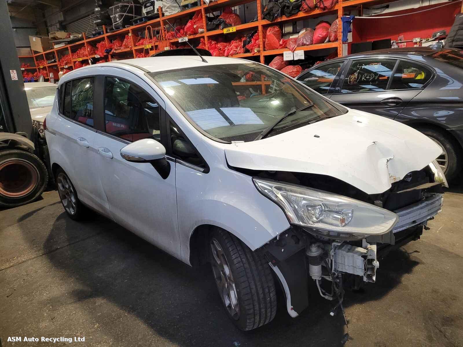 Image for a Ford B Max 2013 5 Door Mpv Breaking