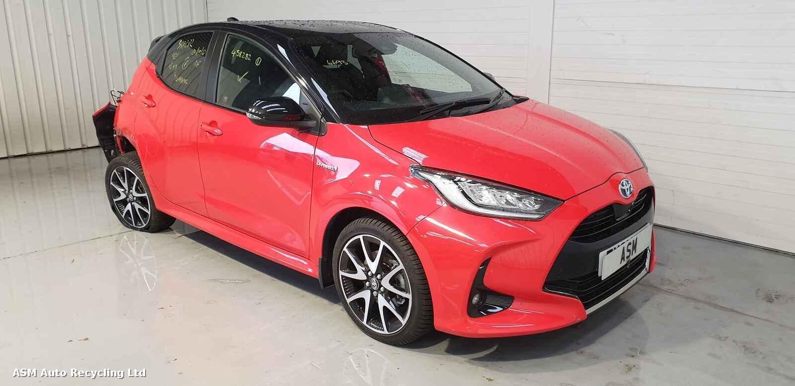 Image for a Toyota Yaris 2021 5 Door Hatchback Breaking