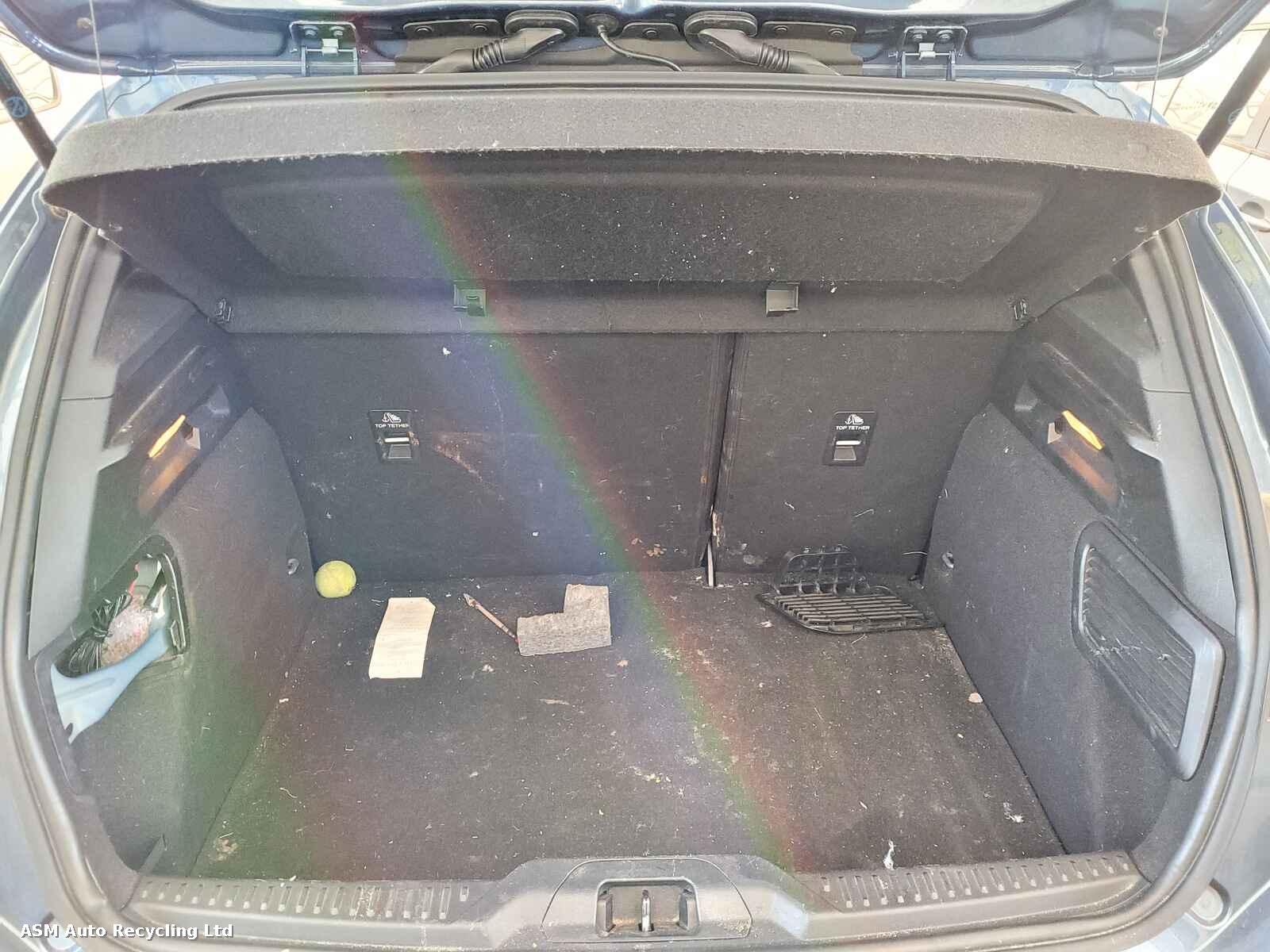 Ford Focus 2019 5 Door Hatchback Breaking View Auto part Ford Focus 2019 5 Door Hatchback Breaking