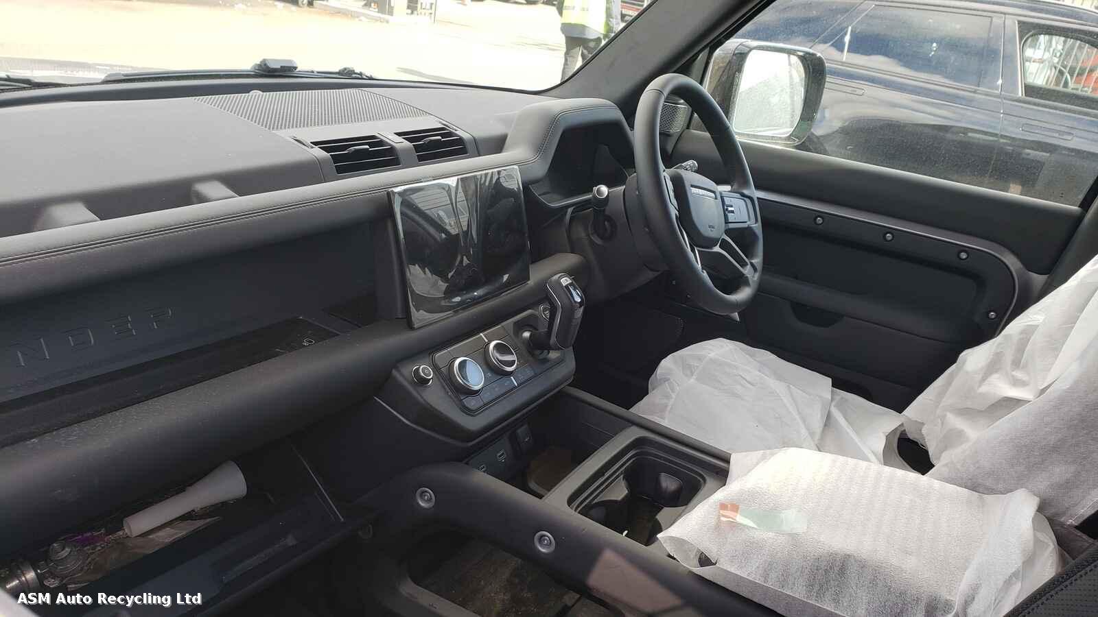 View Auto part Land Rover Defender 2024 Unknown Van Breaking