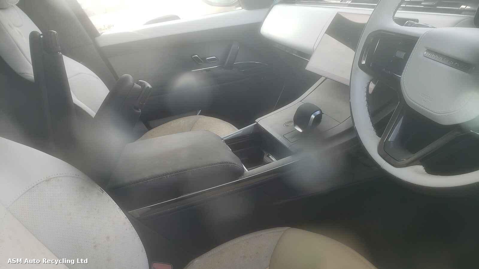 View Auto part Land Rover Range Rover Sport 2024 5 Door Estate Breaking
