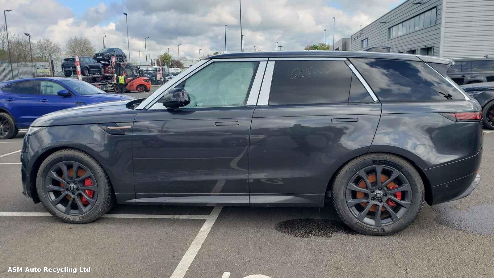 View Auto part Land Rover Range Rover Sport 2024 5 Door Estate Breaking