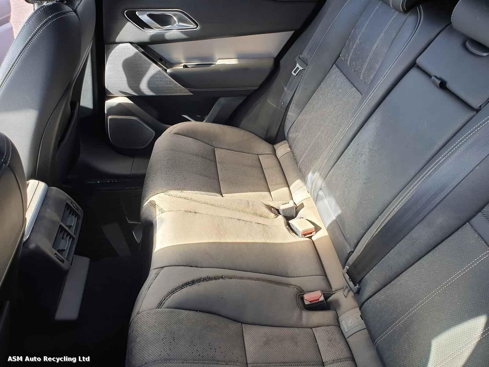 View Auto part Land Rover Range Rover Velar 2020 5 Door Estate Breaking