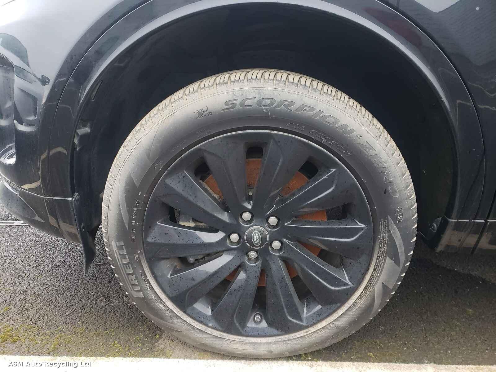 View Auto part Land Rover Discovery Sport 2019 5 Door Estate Breaking
