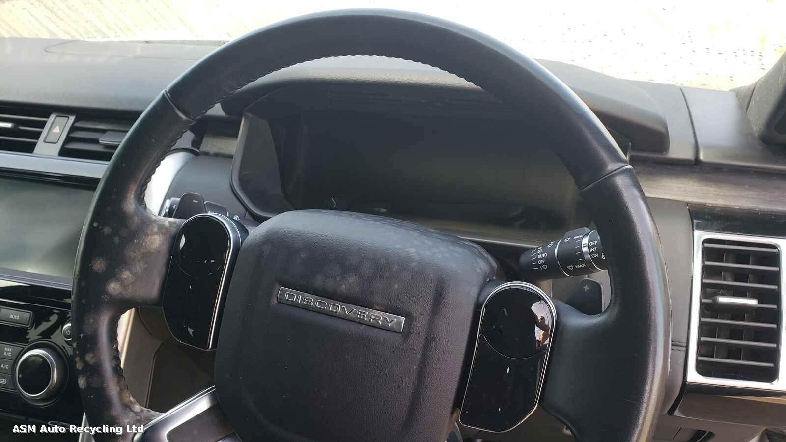 View Auto part Land Rover Discovery 2019 5 Door Estate Breaking