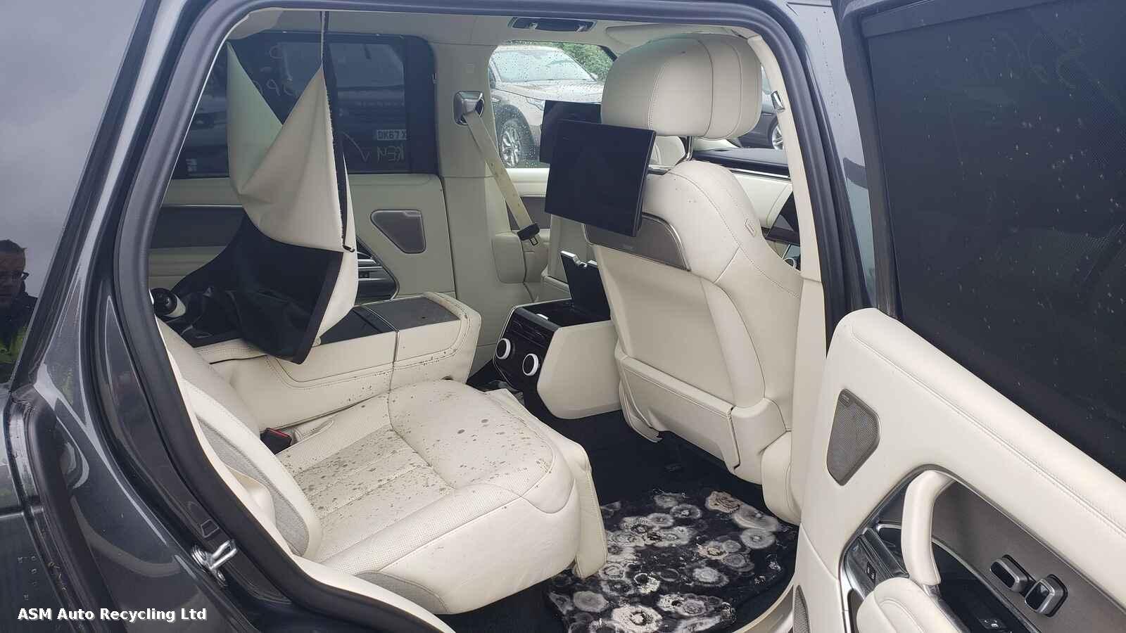 View Auto part Land Rover Range Rover 2024 5 Door Estate Breaking