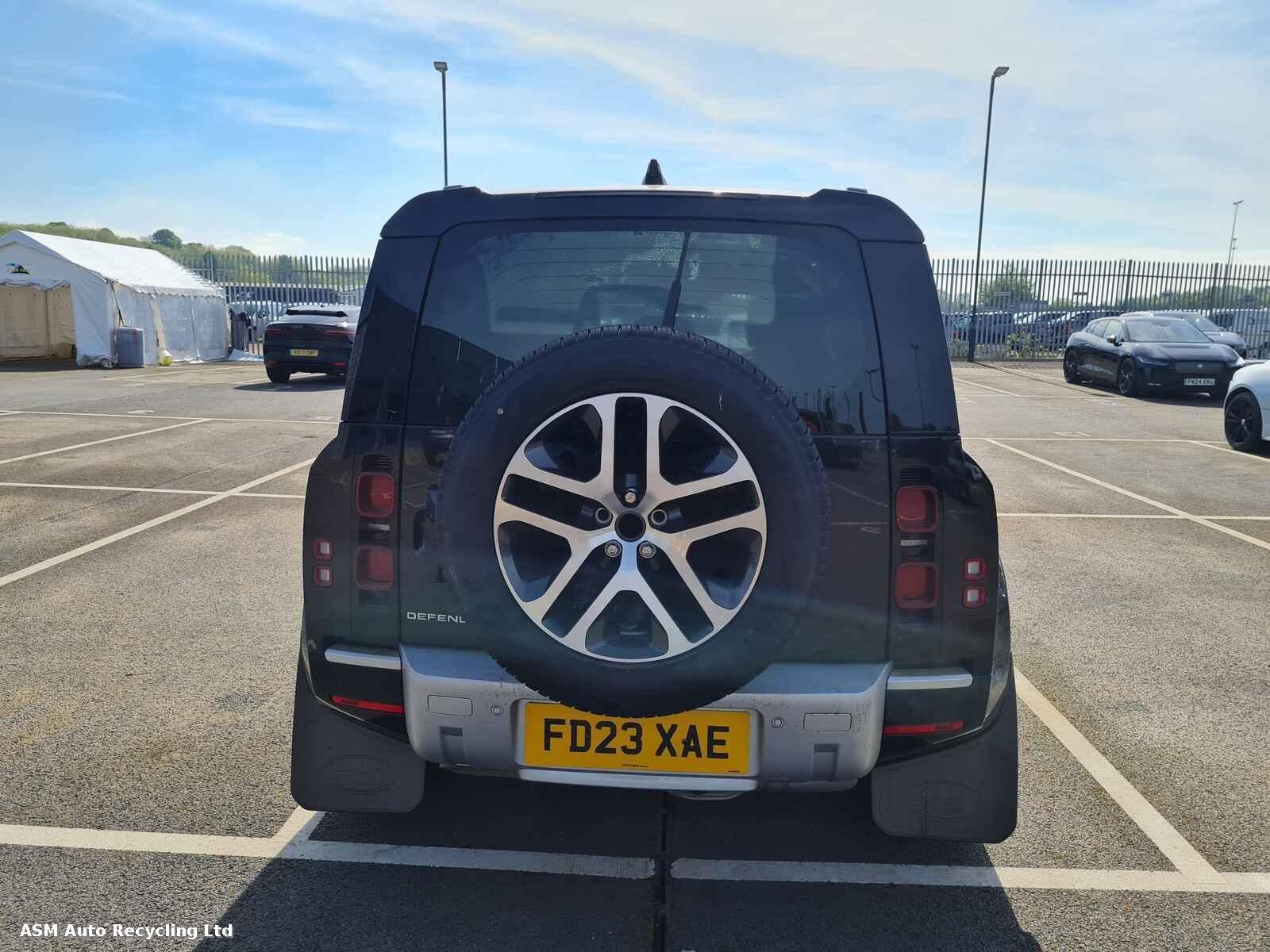 View Auto part Land Rover Defender 2023 5 Door Estate Breaking