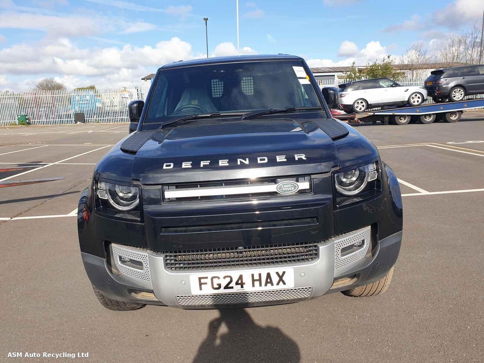 View Auto part Land Rover Defender 2024 Unknown Van Breaking
