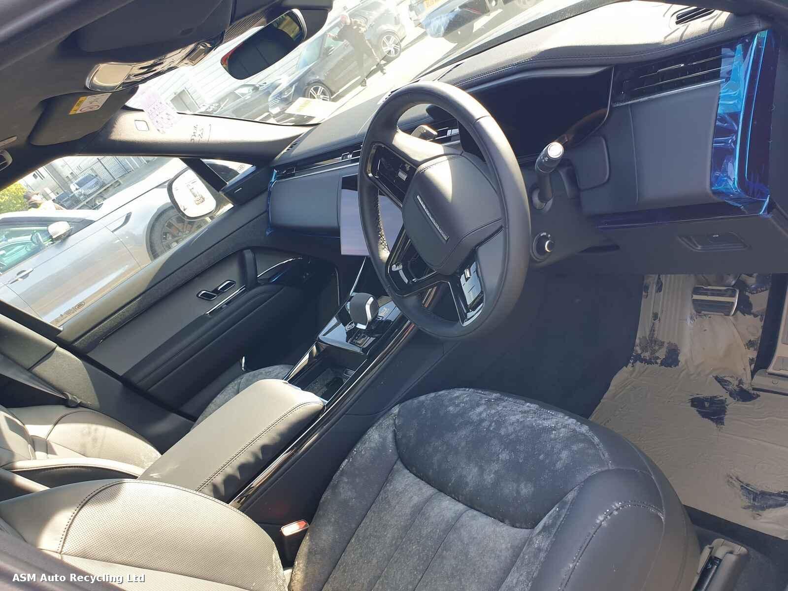 View Auto part Land Rover Range Rover Sport 2024 5 Door Estate Breaking