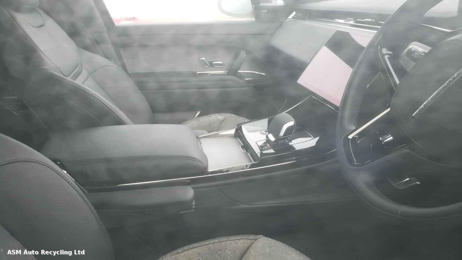 View Auto part Land Rover Range Rover Sport 2024 5 Door Estate Breaking