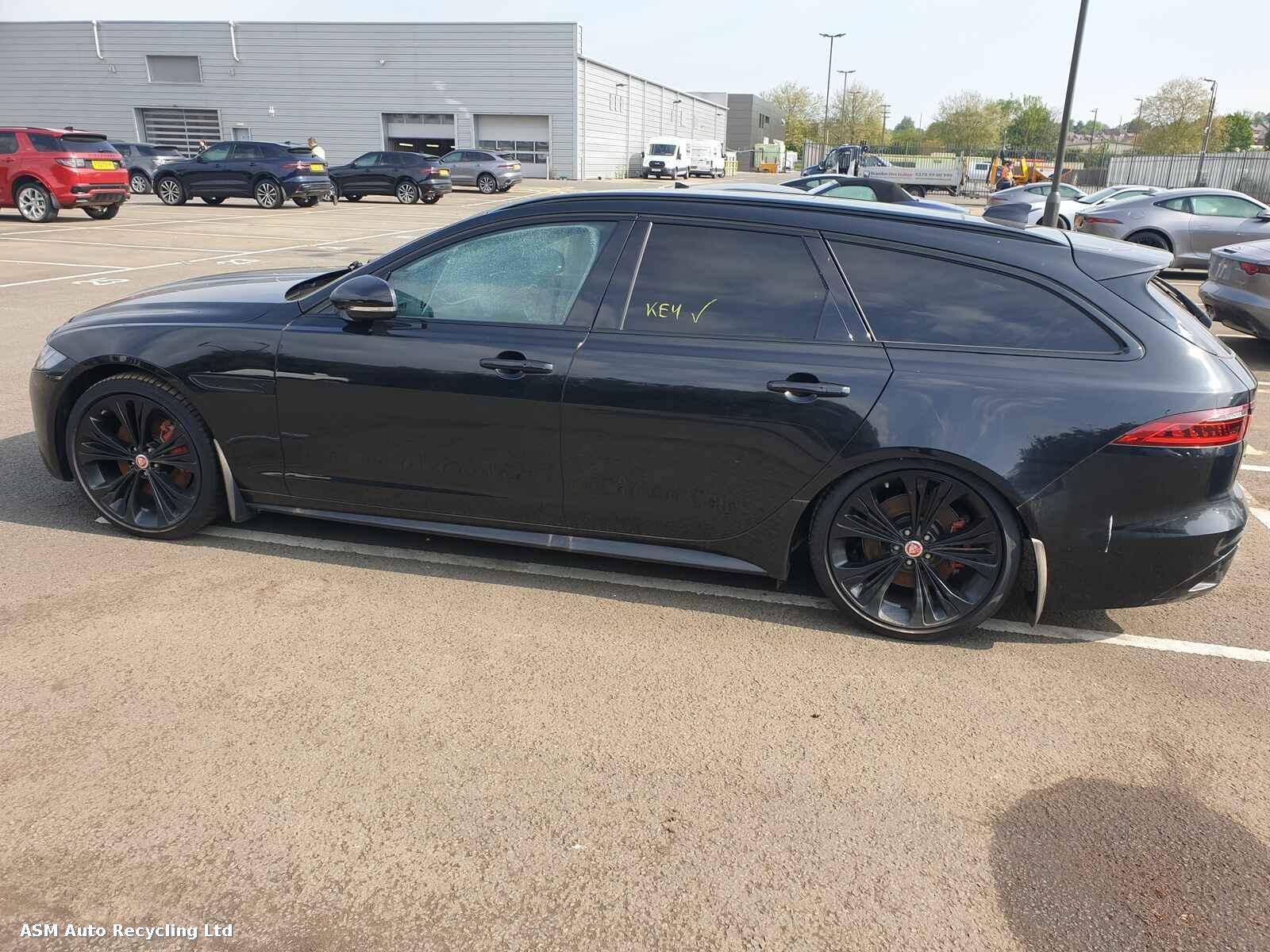 View Auto part Jaguar Xf 2024 5 Door Estate Breaking