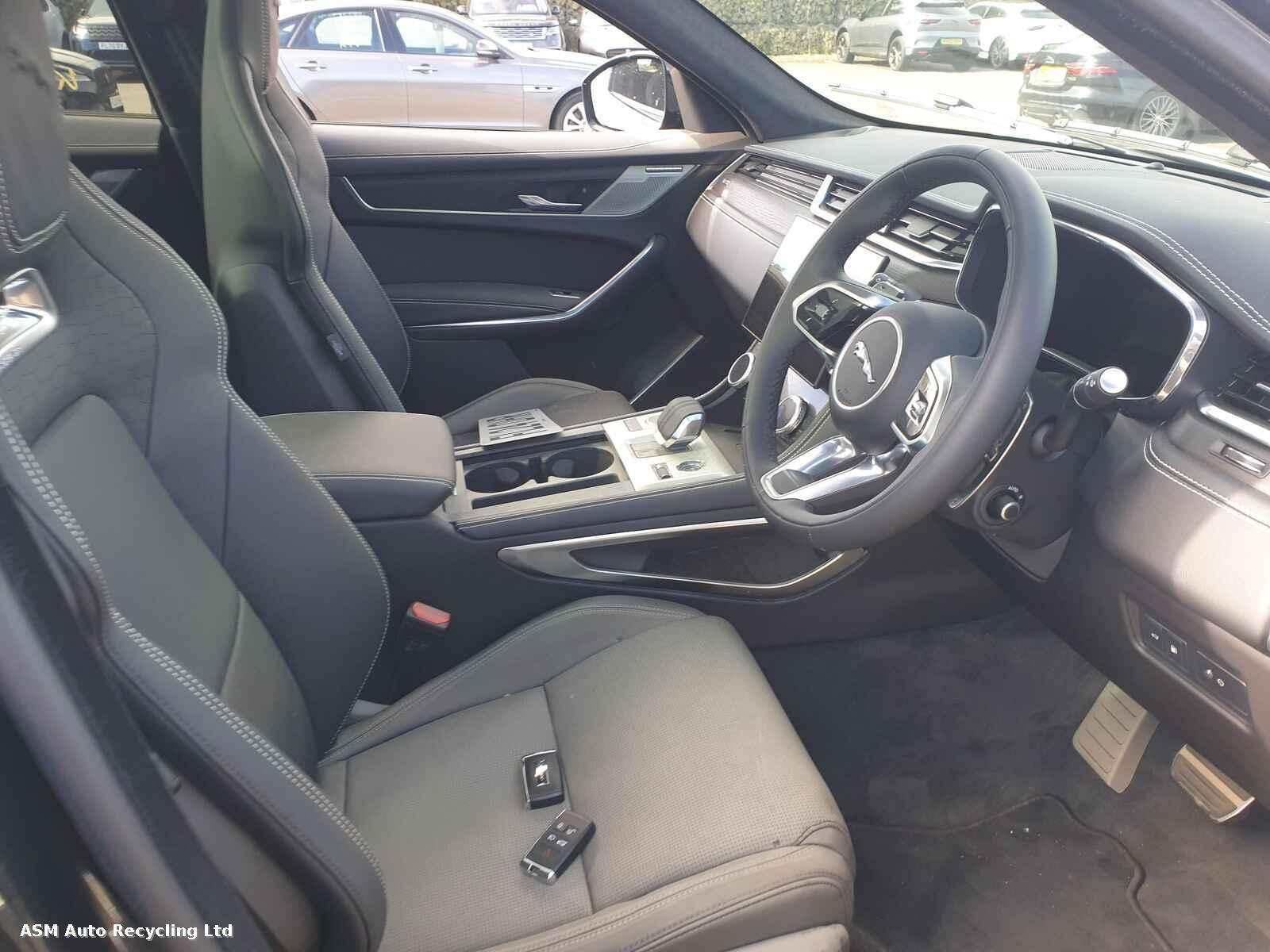 View Auto part Jaguar F-pace 2024 5 Door Estate Breaking