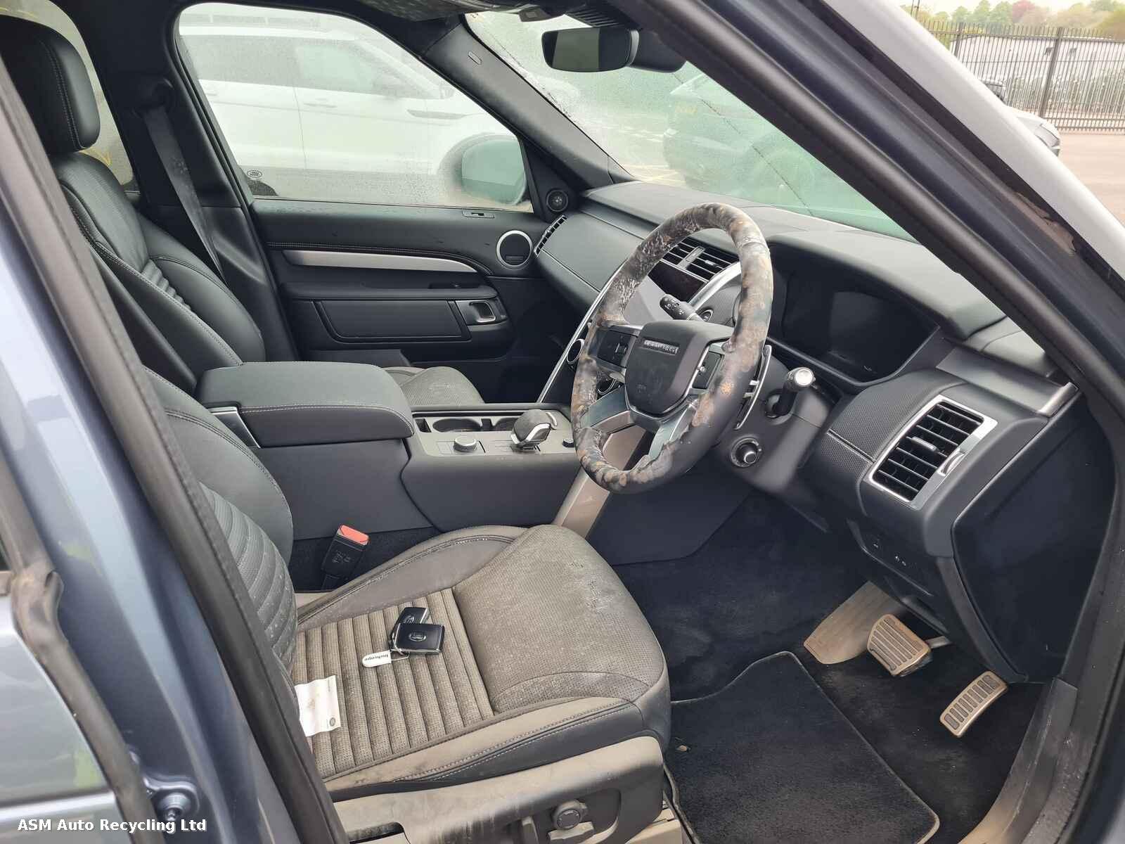 View Auto part Land Rover Discovery 2023 5 Door Estate Breaking