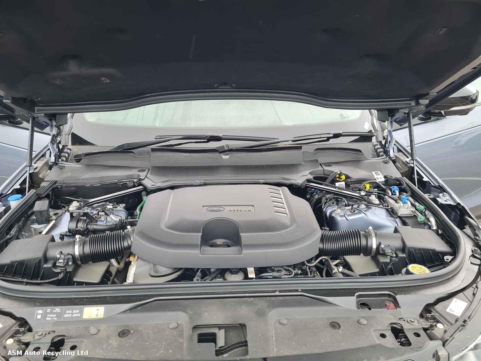 View Auto part Land Rover Discovery 2023 5 Door Estate Breaking