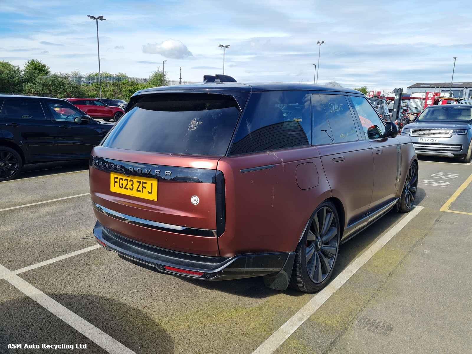 View Auto part Land Rover Range Rover 2023 5 Door Estate Breaking