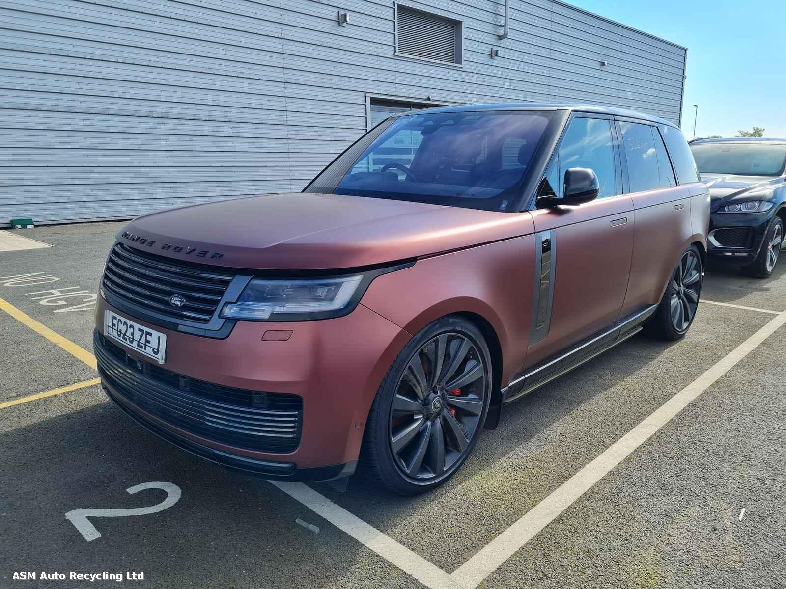 View Auto part Land Rover Range Rover 2023 5 Door Estate Breaking