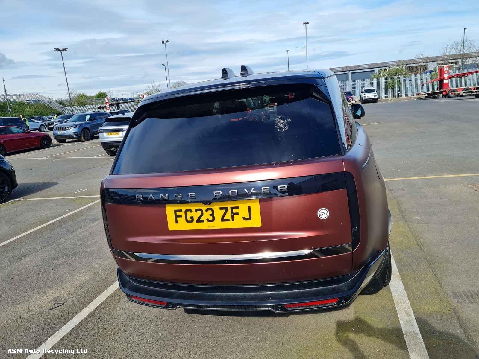 View Auto part Land Rover Range Rover 2023 5 Door Estate Breaking