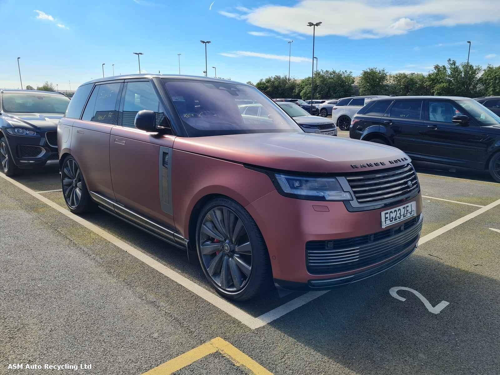 Image for a Land Rover Range Rover 2023 5 Door Estate Breaking