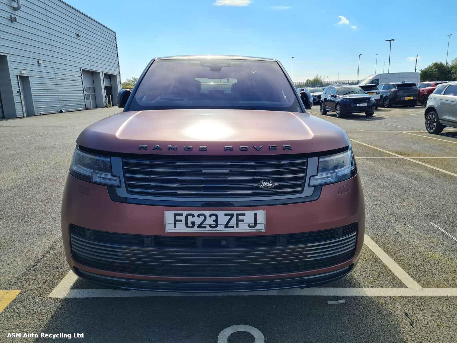 View Auto part Land Rover Range Rover 2023 5 Door Estate Breaking