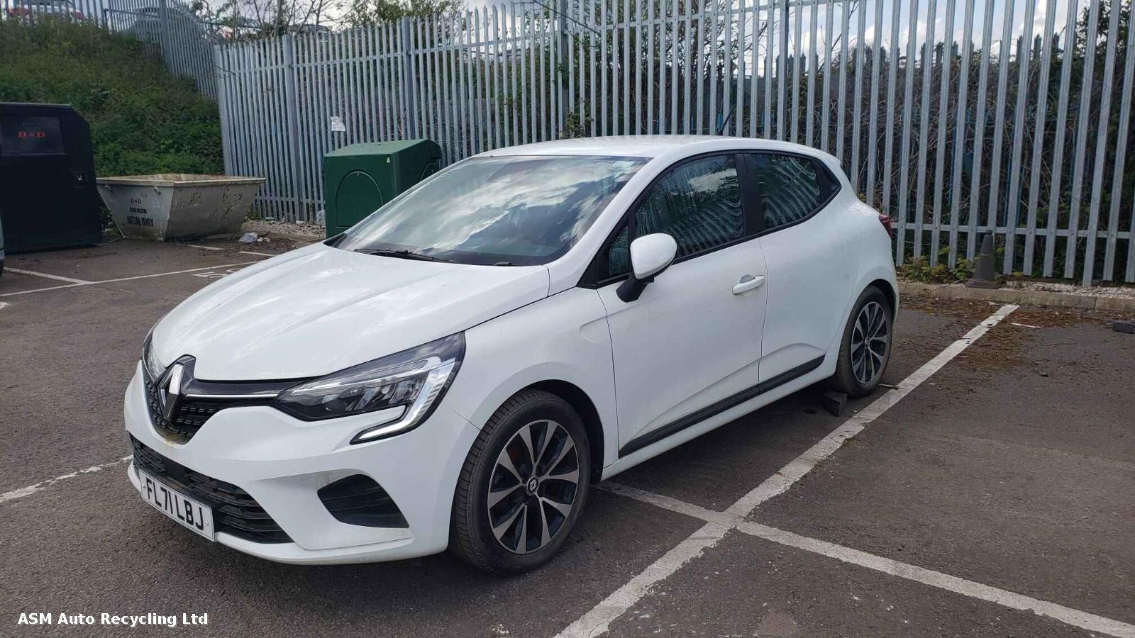 View Auto part Renault Clio 2021 5 Door Hatchback Breaking