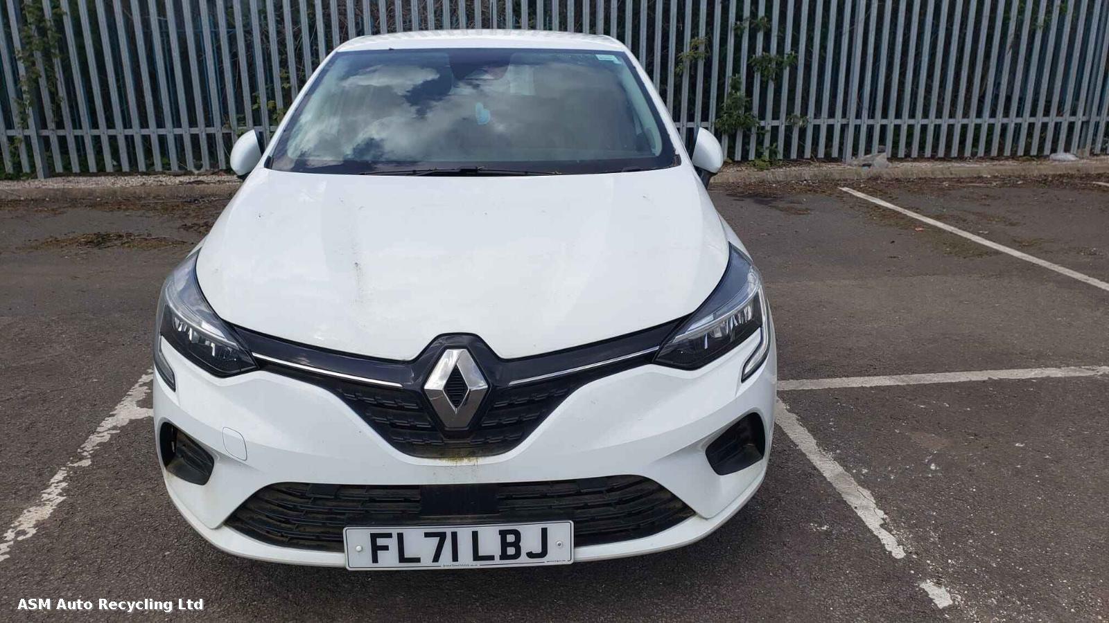 View Auto part Renault Clio 2021 5 Door Hatchback Breaking