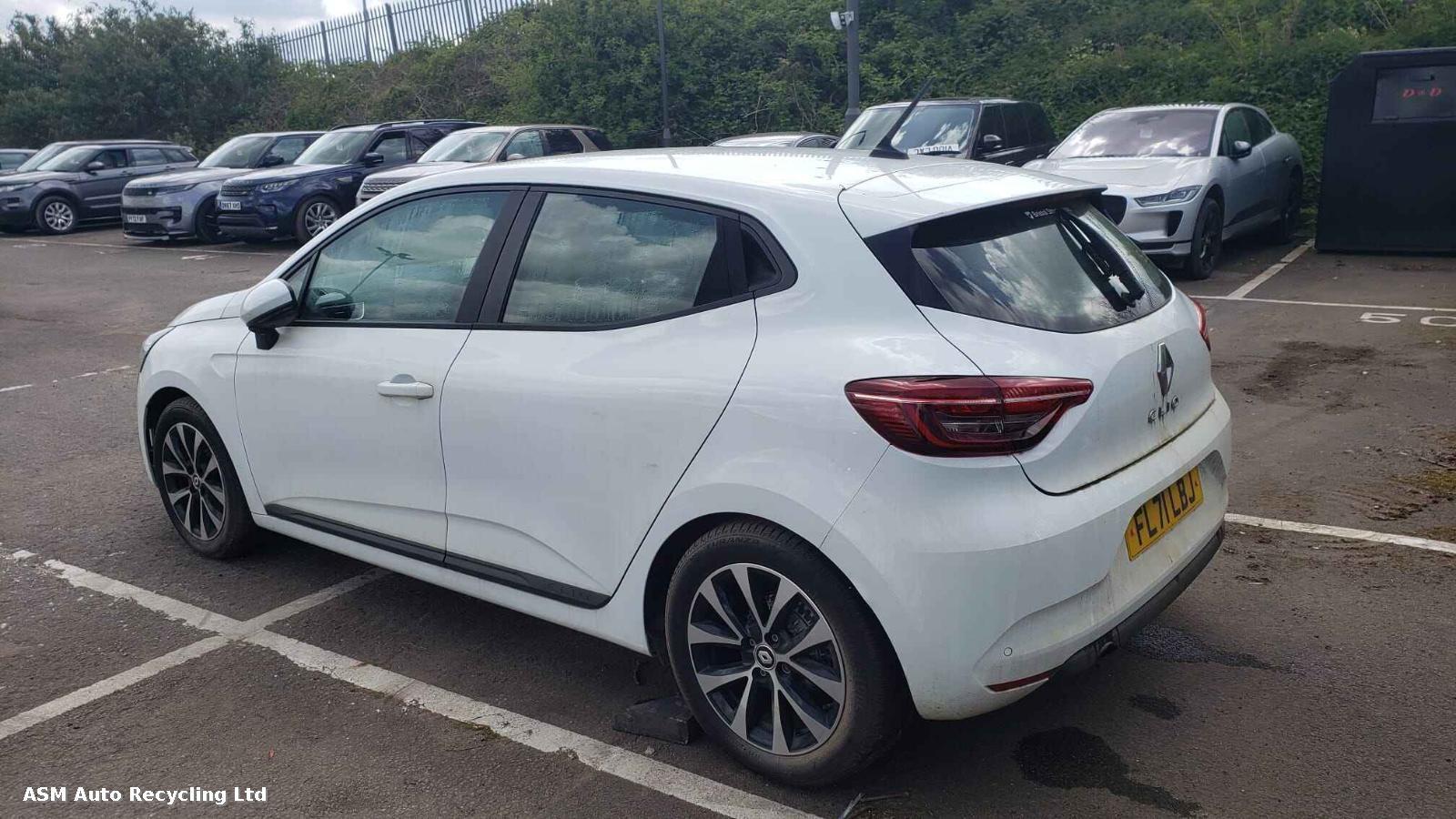 View Auto part Renault Clio 2021 5 Door Hatchback Breaking