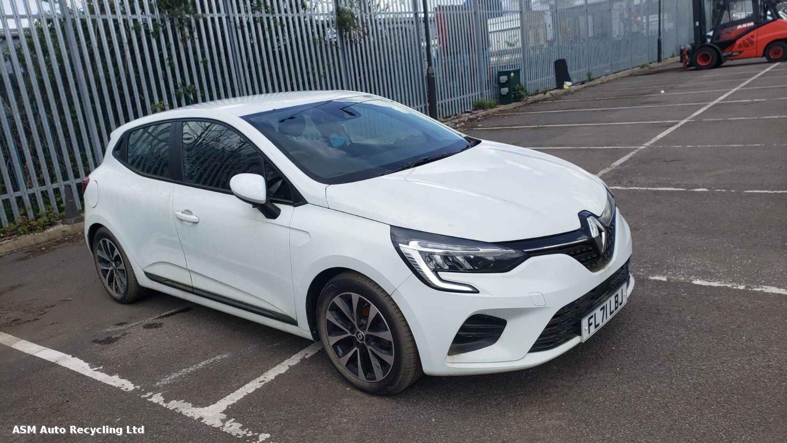 View Auto part Renault Clio 2021 5 Door Hatchback Breaking