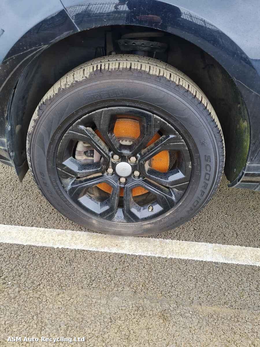 View Auto part Land Rover Range Rover Evoque 2019 5 Door Estate Breaking