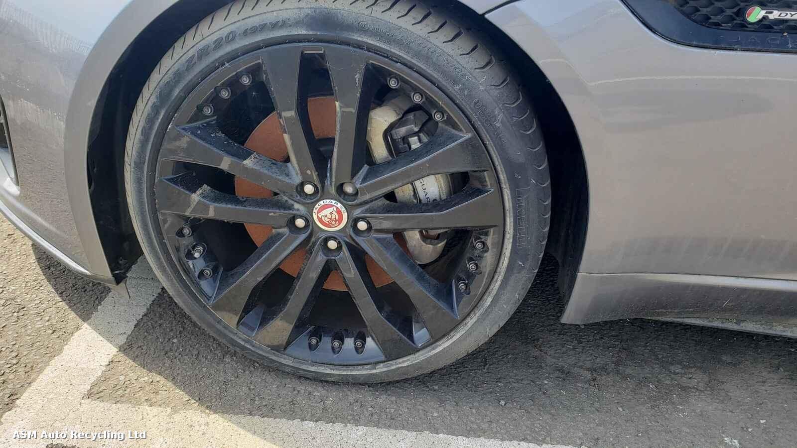View Auto part Jaguar F Type 2020 2 Door Convertible Breaking