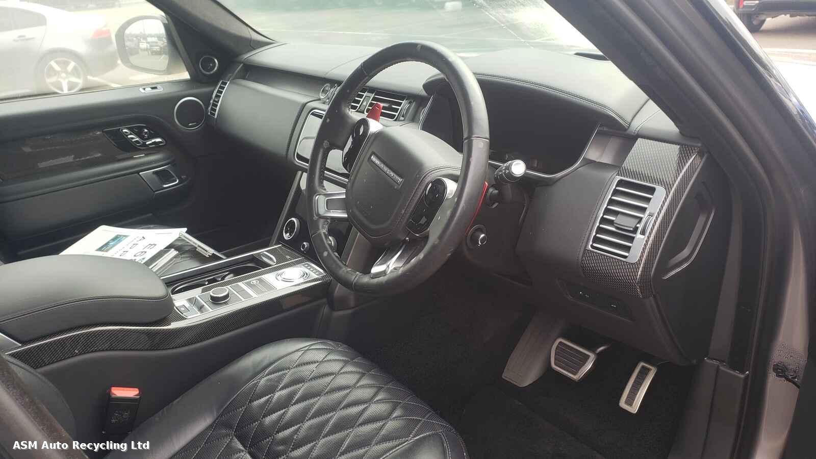 View Auto part Land Rover Range Rover 2020 5 Door Estate Breaking