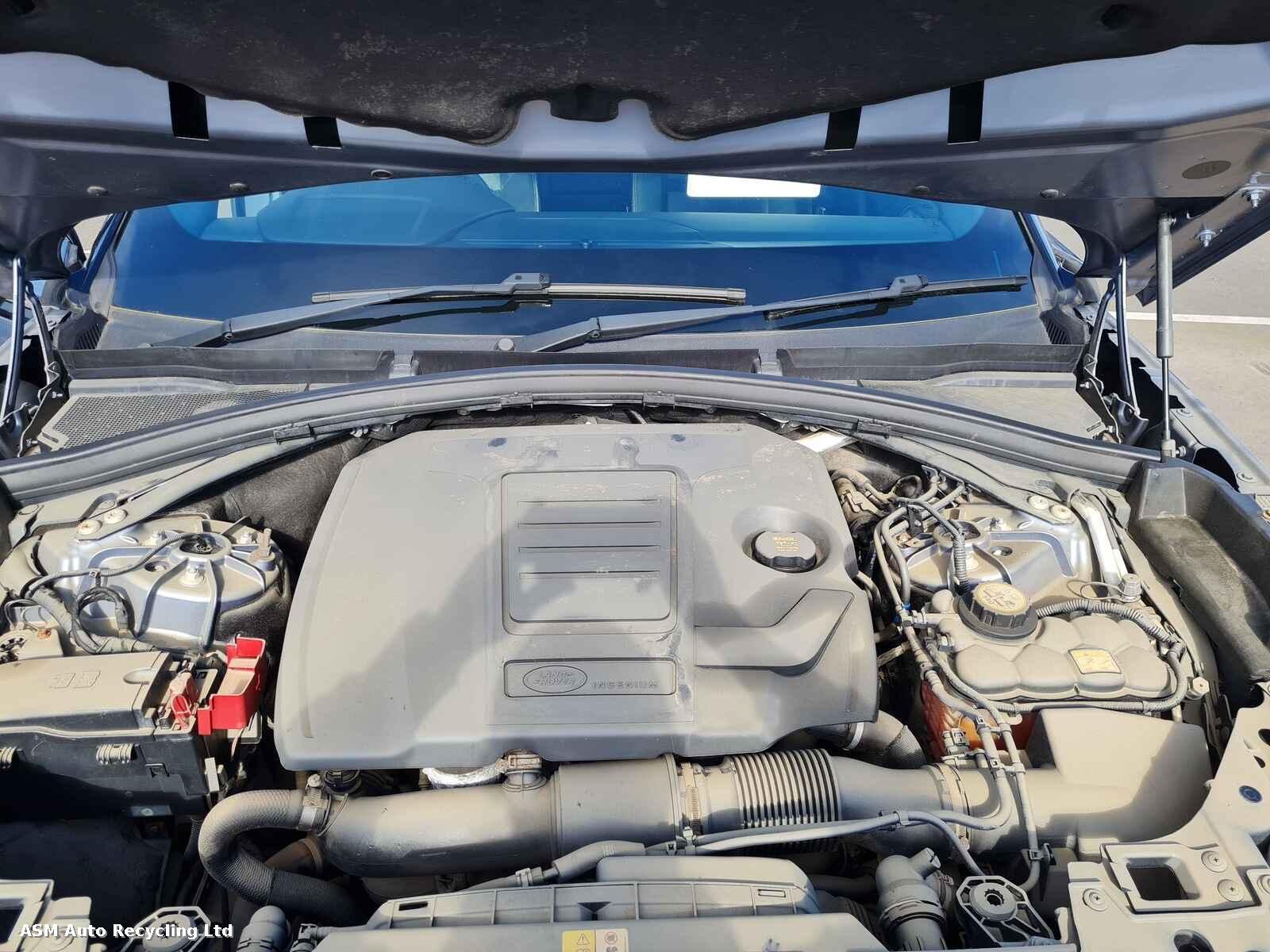 View Auto part Land Rover Range Rover Velar 2019 5 Door Estate Breaking