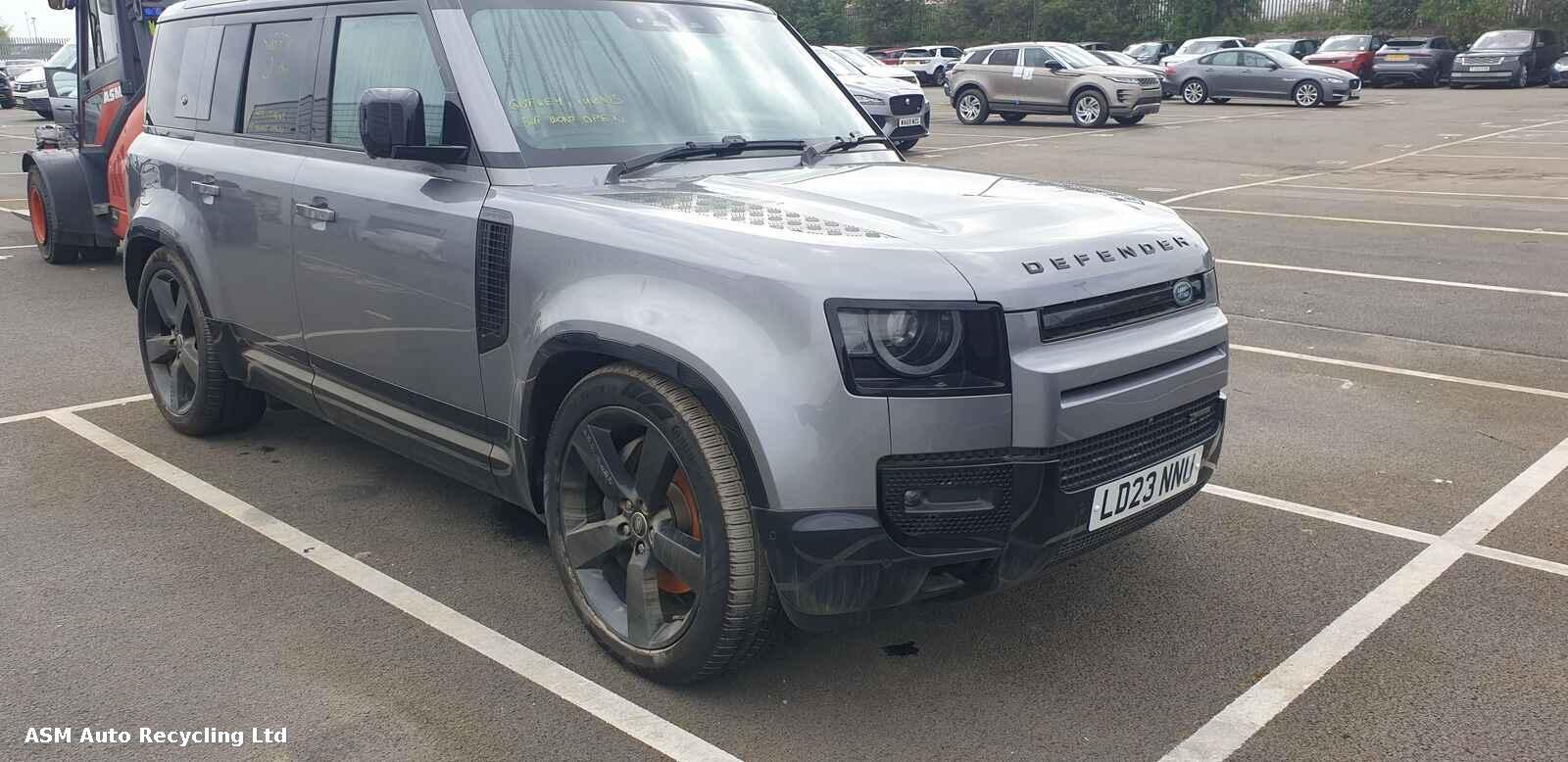 Image for a Land Rover Defender 2023 5 Door Estate Breaking