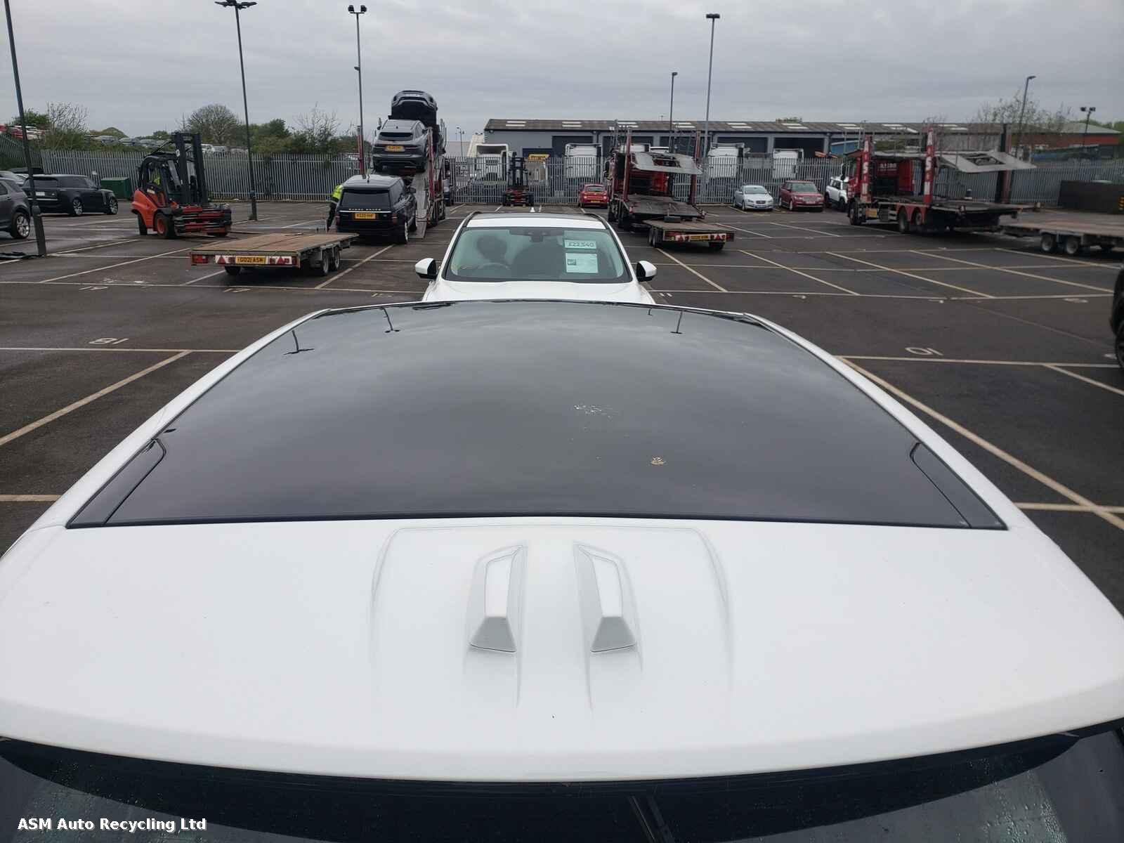 View Auto part Land Rover Range Rover Evoque 2019 5 Door Estate Breaking