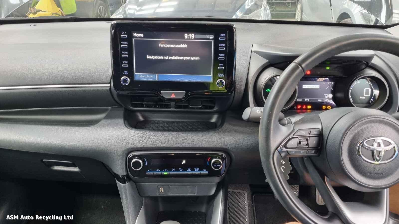 Toyota Yaris 2021 5 Door Hatchback Breaking View Auto part Toyota Yaris 2021 5 Door Hatchback Breaking