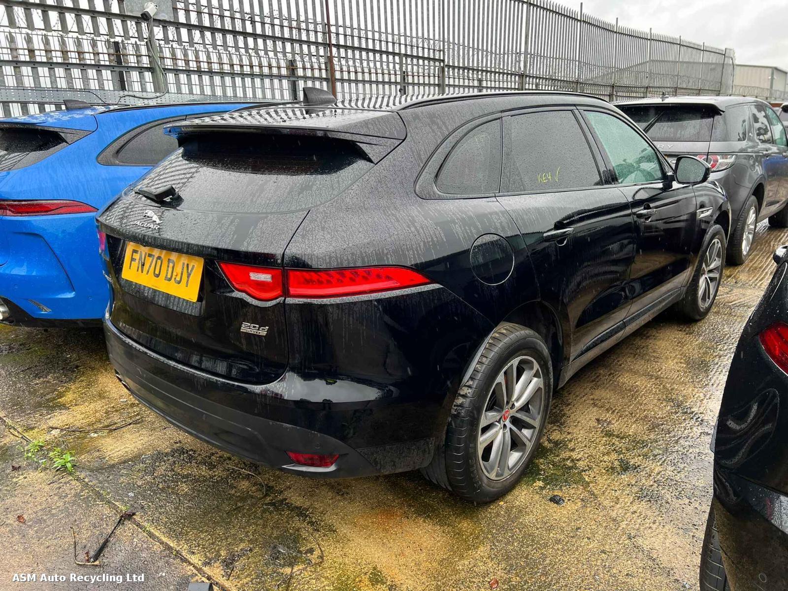 View Auto part Jaguar F-pace 2020 5 Door Estate Breaking