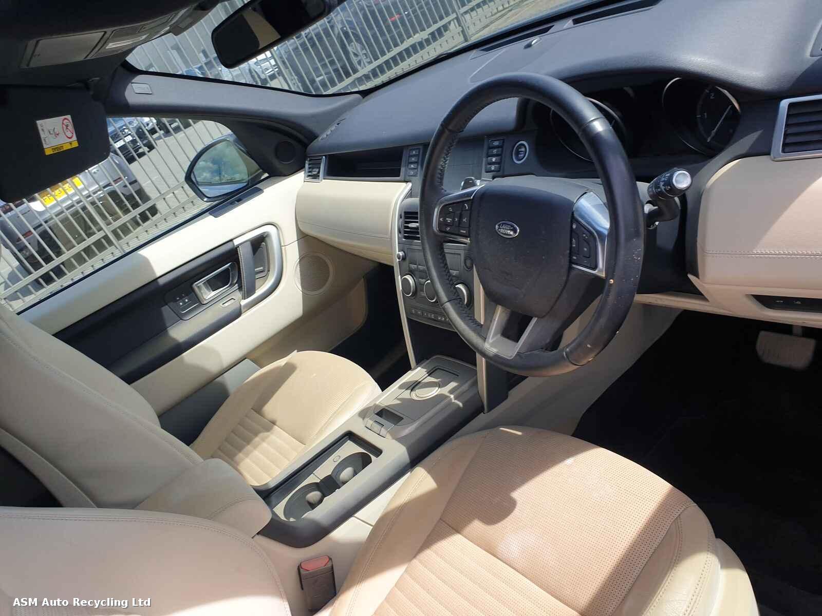 View Auto part Land Rover Discovery Sport 2018 5 Door Estate Breaking