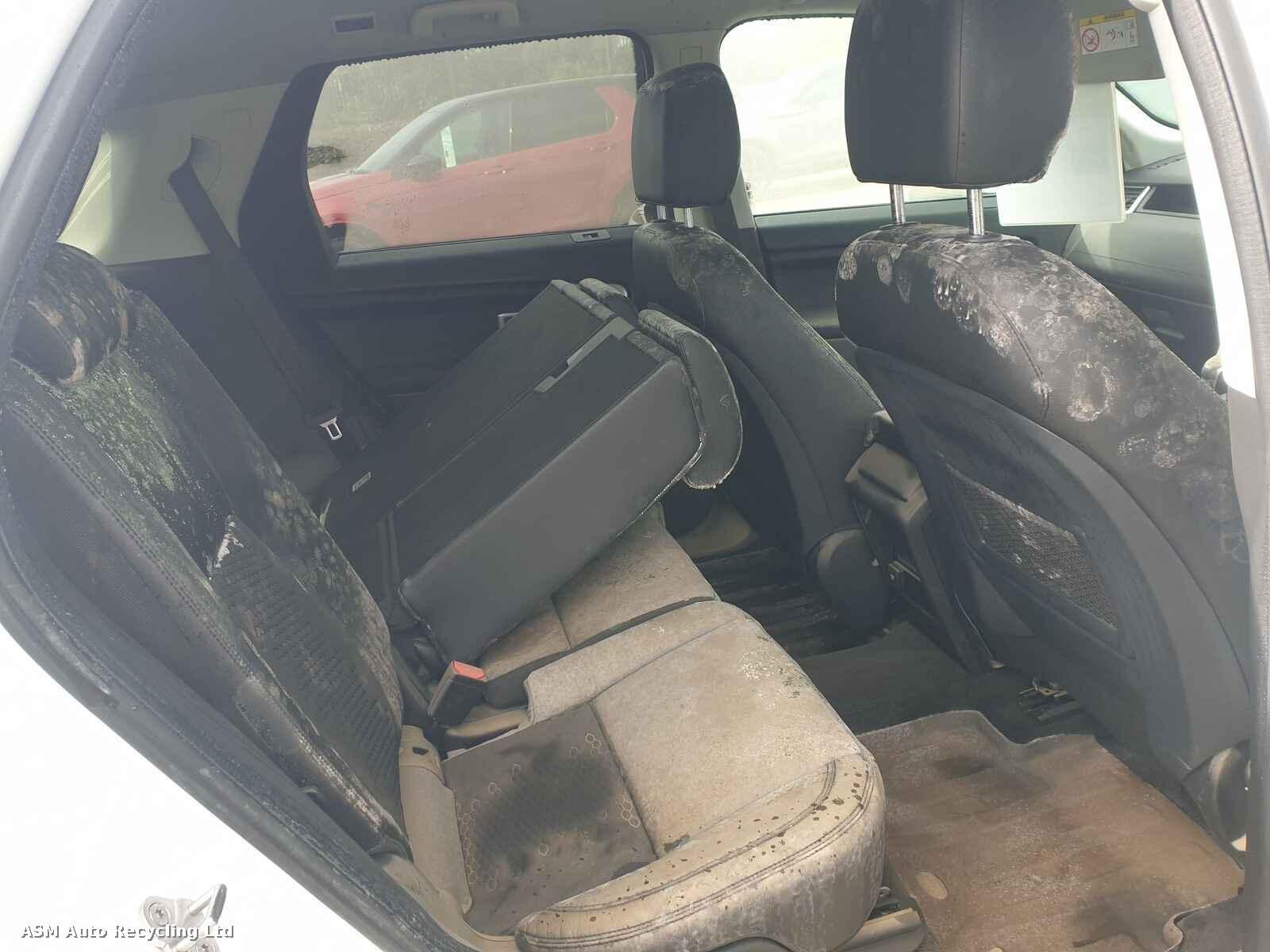 View Auto part Land Rover Discovery Sport 2019 5 Door Estate Breaking