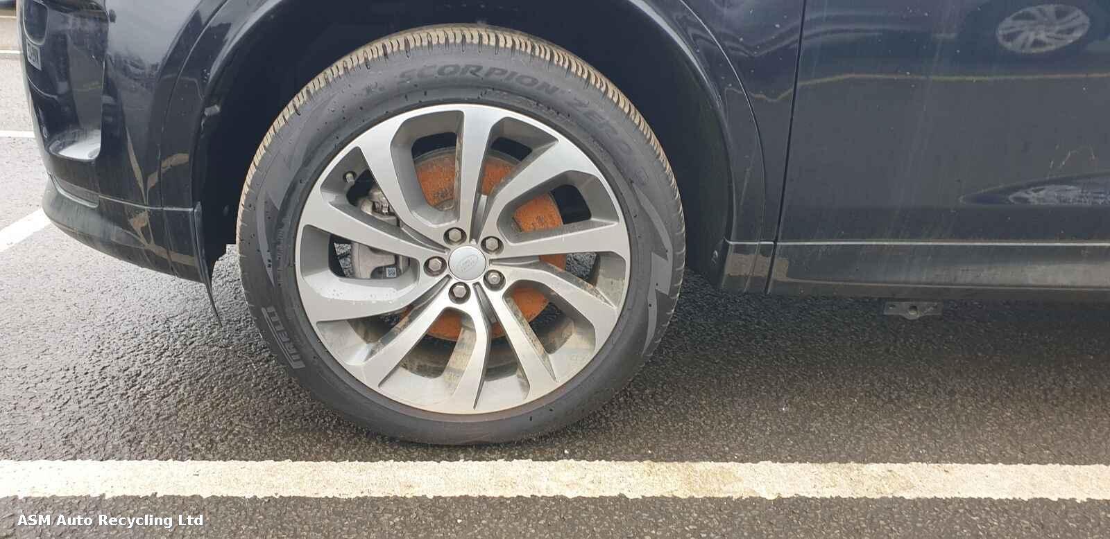 View Auto part Land Rover Discovery Sport 2022 5 Door Estate Breaking